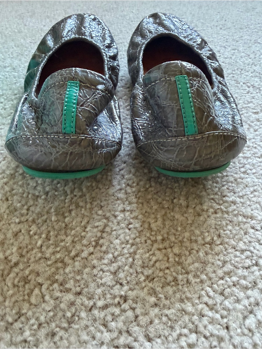 Tieks Grey Croc Patent Leather Ballet Flats size 9 - Picture 4 of 10